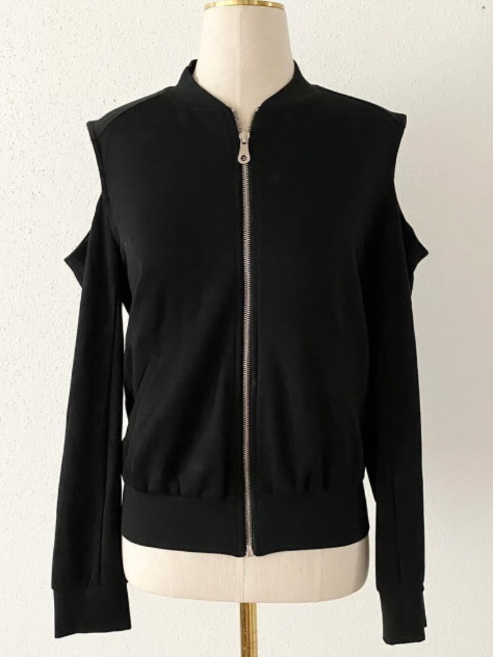 DREW Women's Size Small Black Cut-Out Cold Shoulder Zip Up Knit Bomber Jacket S